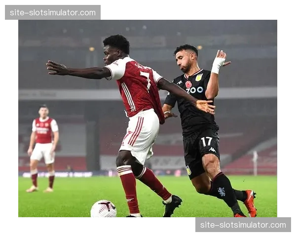 阿斯顿维拉进攻套路丰富，沃特金斯支点作用轮换保持前场衔接